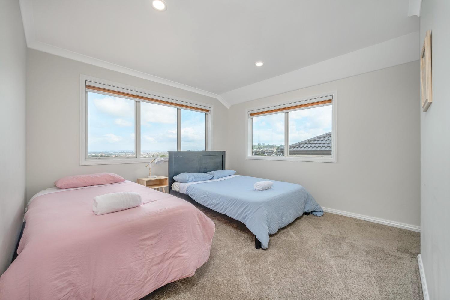 7Br 3Bh Beach Escape. 2 Min To Browns Bay Beach Auckland Exterior foto